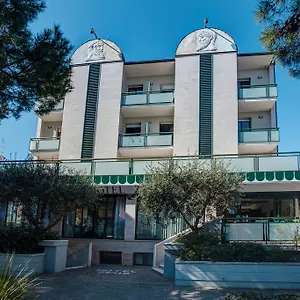 Zeus Hotel